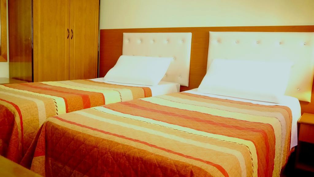 Kruja Hotel Тирана Екстер'єр фото