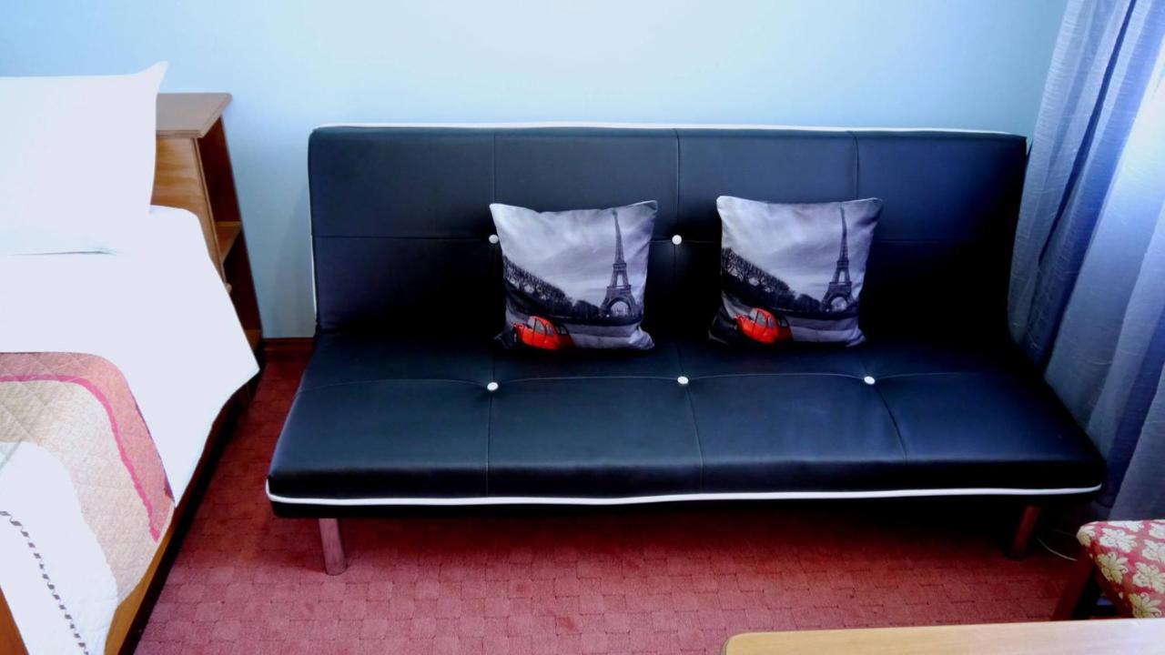 Kruja Hotel Тирана Екстер'єр фото